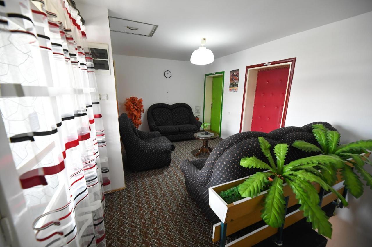 Vila Mala Evropa Leskovac  Exterior foto